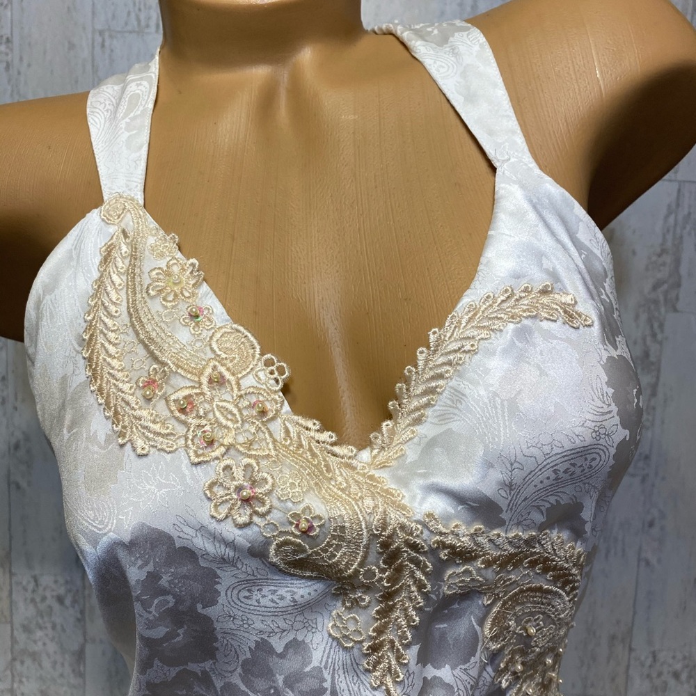 Vintage Chemise or Full dress slip Victoria’s Secret Gold Label size Medium #04 - Picture 12 of 15